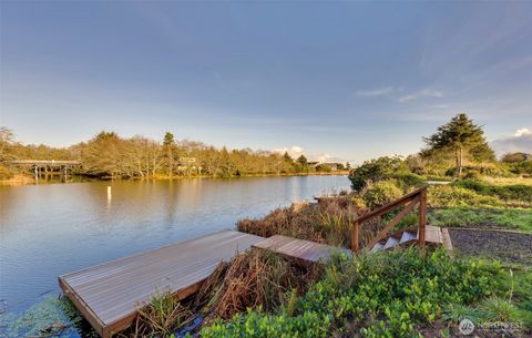 1006 Point Brown Avenue SE Ocean Shores WA 98569