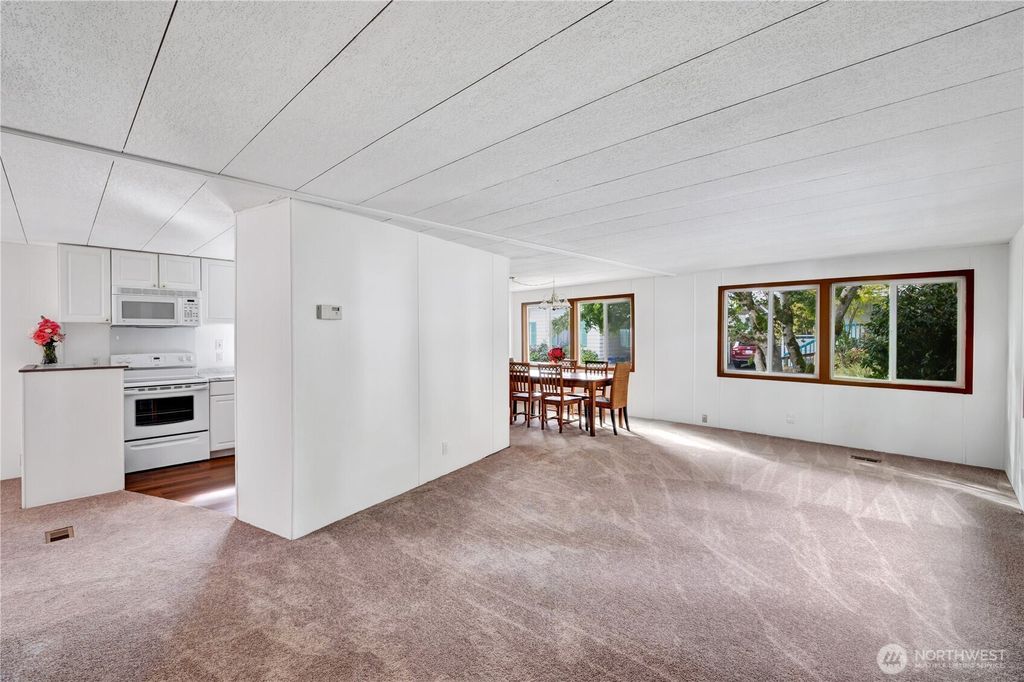 Photo of 18425 NE 95th Street #146, Redmond, WA 98052 (MLS # 2446645)