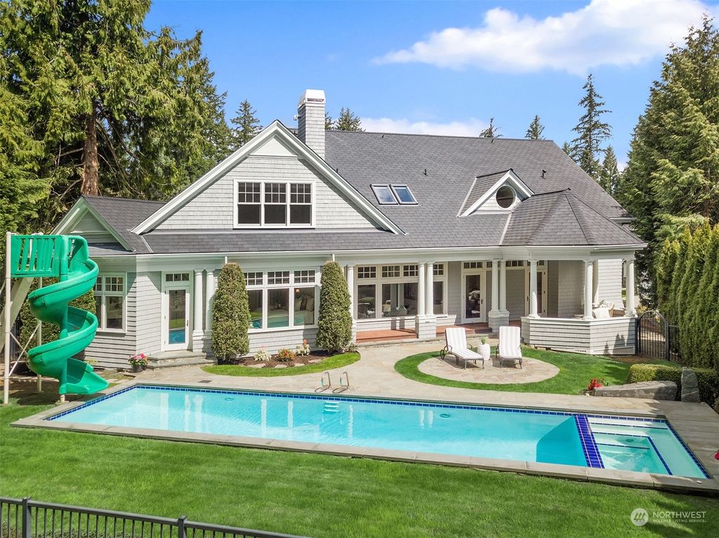 Photo of 3825 212th Avenue SE, Sammamish, WA 98075 (MLS # 2059371)