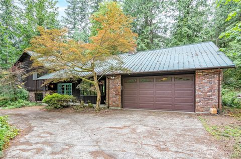 Photo of 16035 266th Avenue SE, Issaquah, WA 98027 (MLS # 2546618)