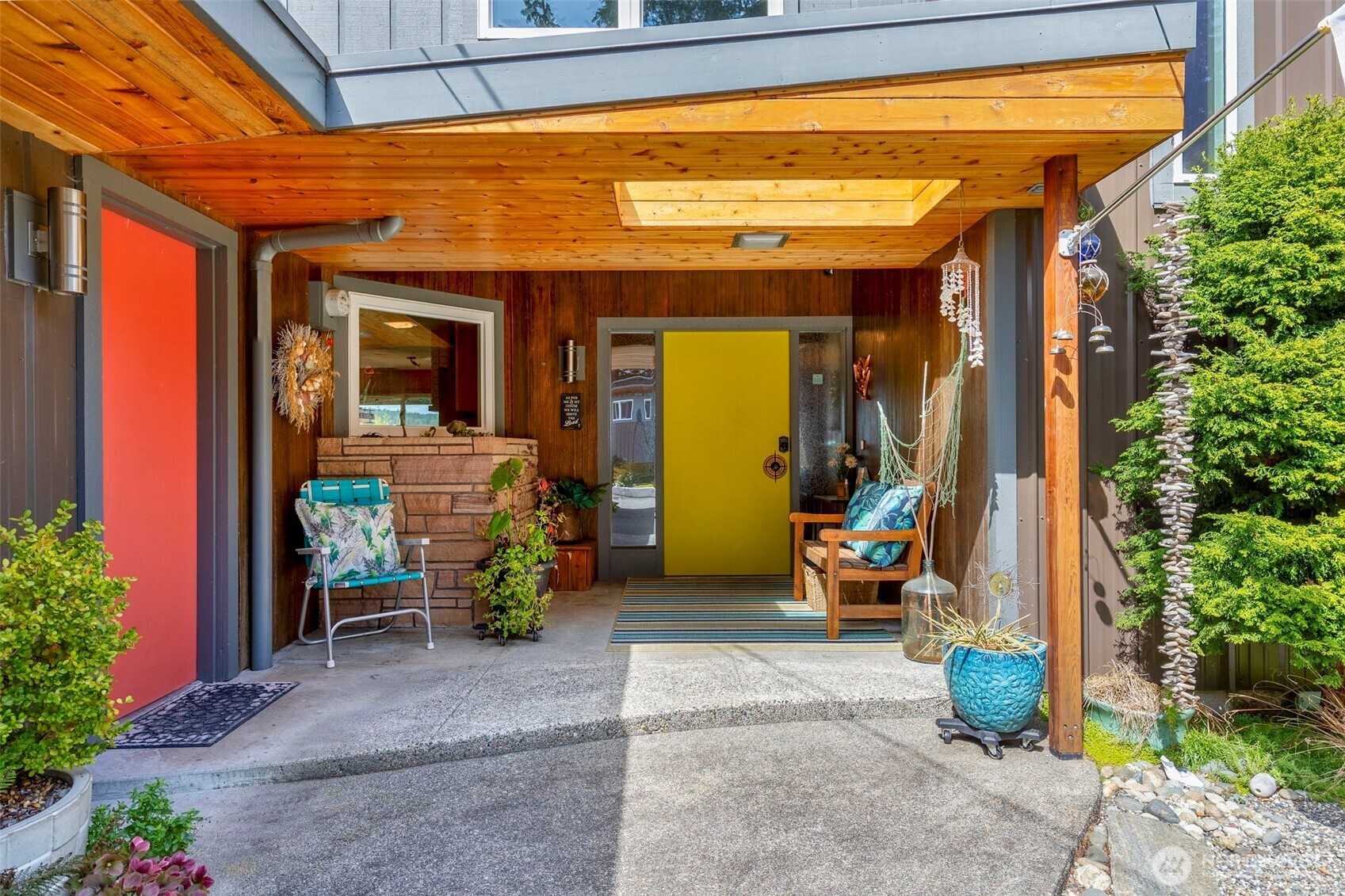 2941 Erlands Beach Loop NW