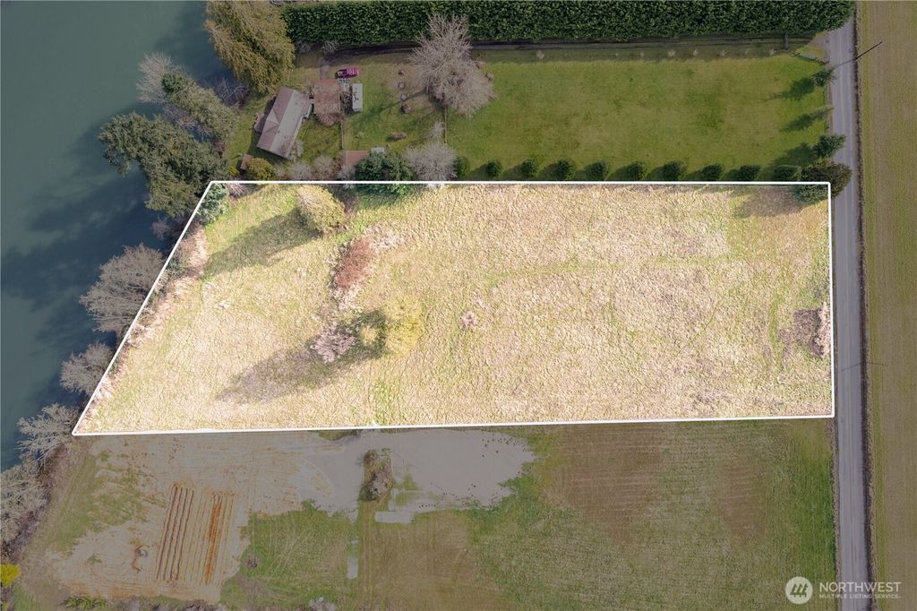 Photo of 560 Mandy Road, Toledo, WA 98591 (MLS # 2483614)