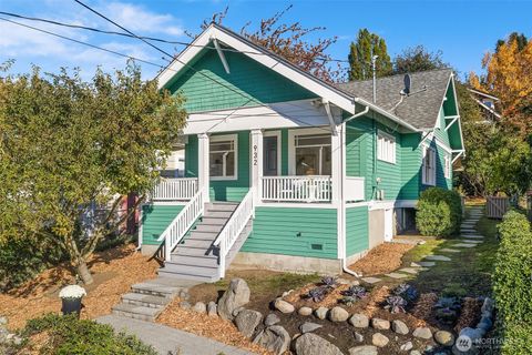 Photo of 932 29th Avenue, Seattle, WA 98122 (MLS # 2447525)