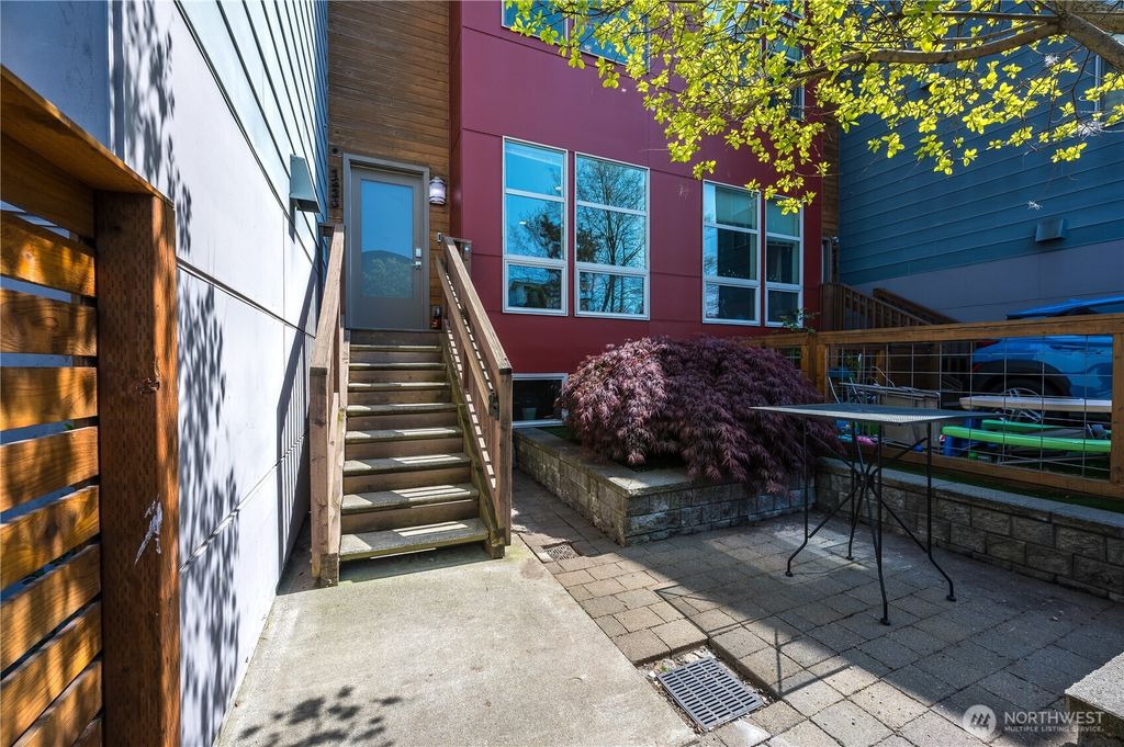 Photo of 1230 N Northgate Way, Seattle, WA 98133 (MLS # 2363045)