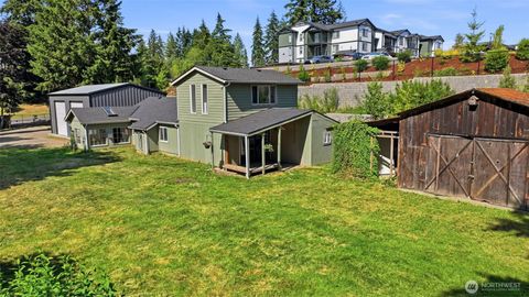 Photo of 1211 NE McWilliams Rd, Bremerton, WA 98311 (MLS # 2544952)