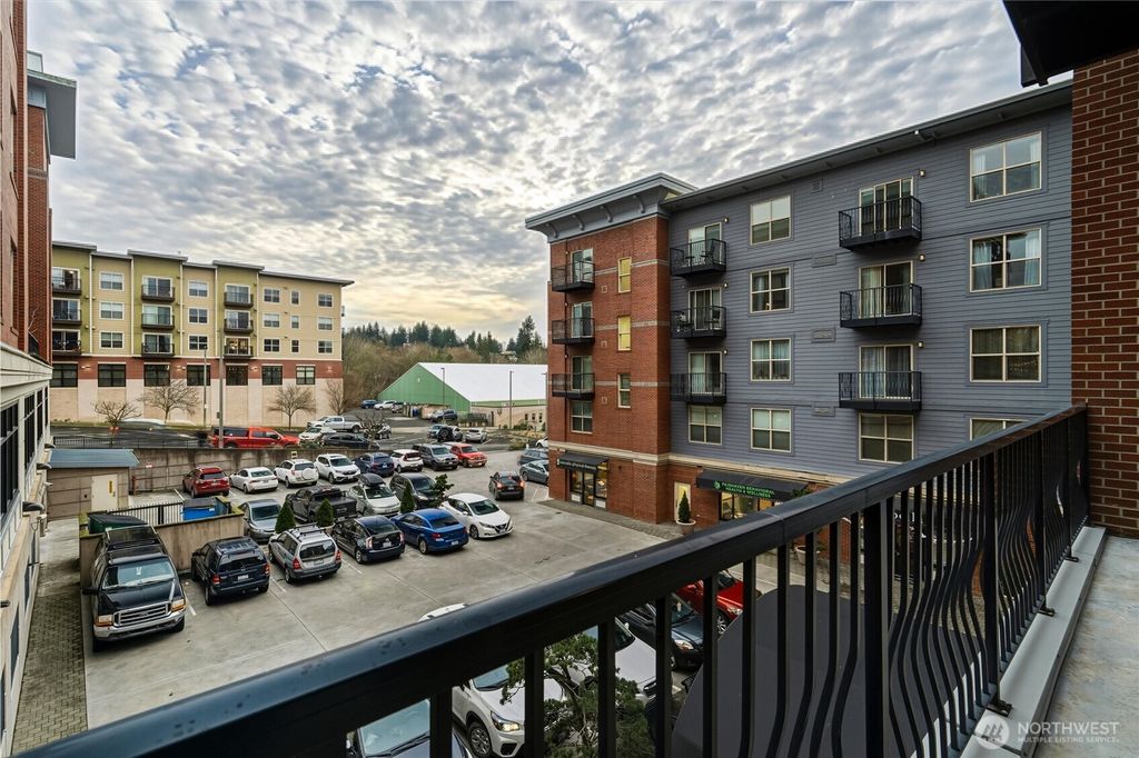 Photo of 960 Harris Avenue #307, Bellingham, WA 98225 (MLS # 2499777)
