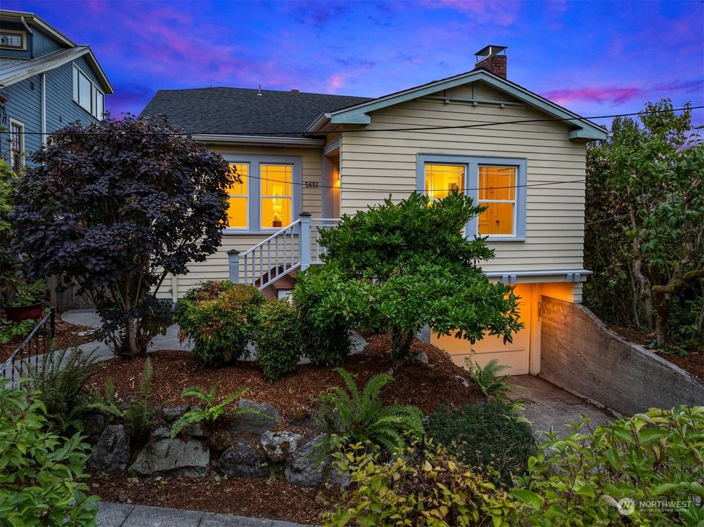 Photo of 5651 Keystone Place N, Seattle, WA 98103 (MLS # 2279909)