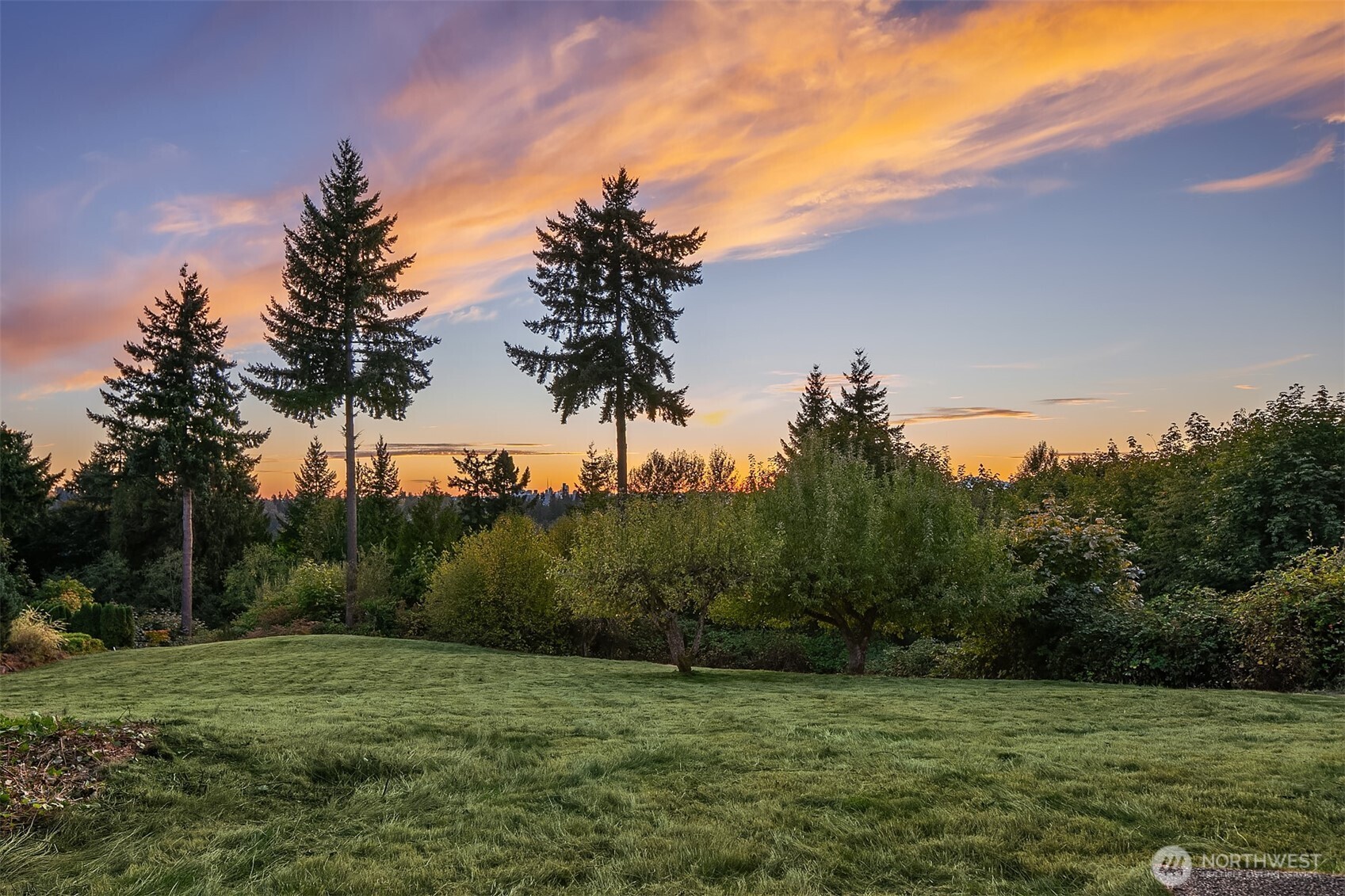 4507 105th Avenue NE