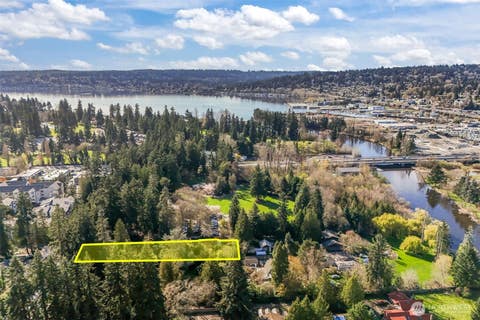 Photo of 7002 NE 170th Street, Kenmore, WA 98028 (MLS # 2525449)