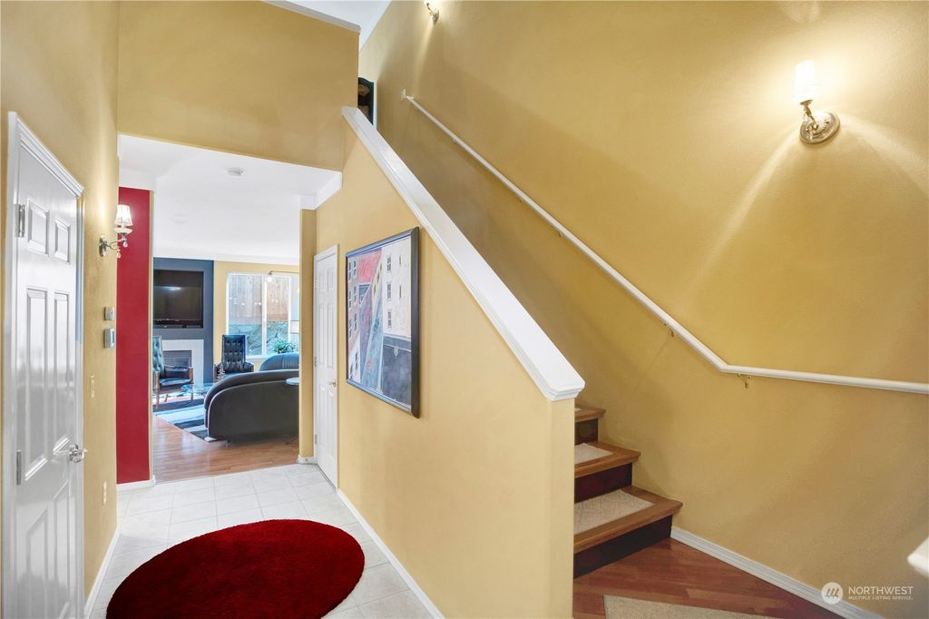 Photo of 3001 SE 10th Street #1015, Renton, WA 98058 (MLS # 2161205)