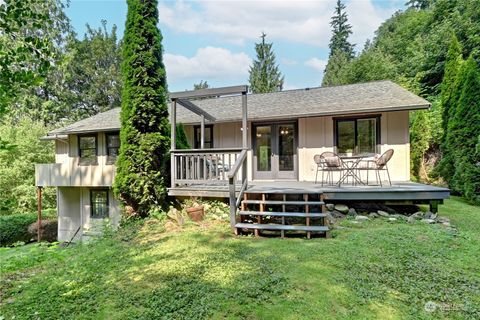 Photo of 15312 State Route 530 NE, Arlington, WA 98223 (MLS # 2273599)