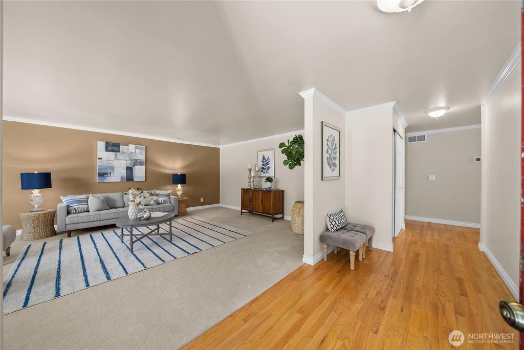 Photo of 14317 SE 170th Street, Renton, WA 98058 (MLS # 2574632)