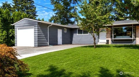 Photo of 1411 211th Place SW, Lynnwood, WA 98036 (MLS # 2571849)