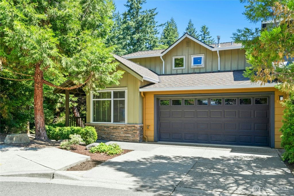 Photo of 174 Cougar Ridge Road NW #1101, Issaquah, WA 98027 (MLS # 2391738)