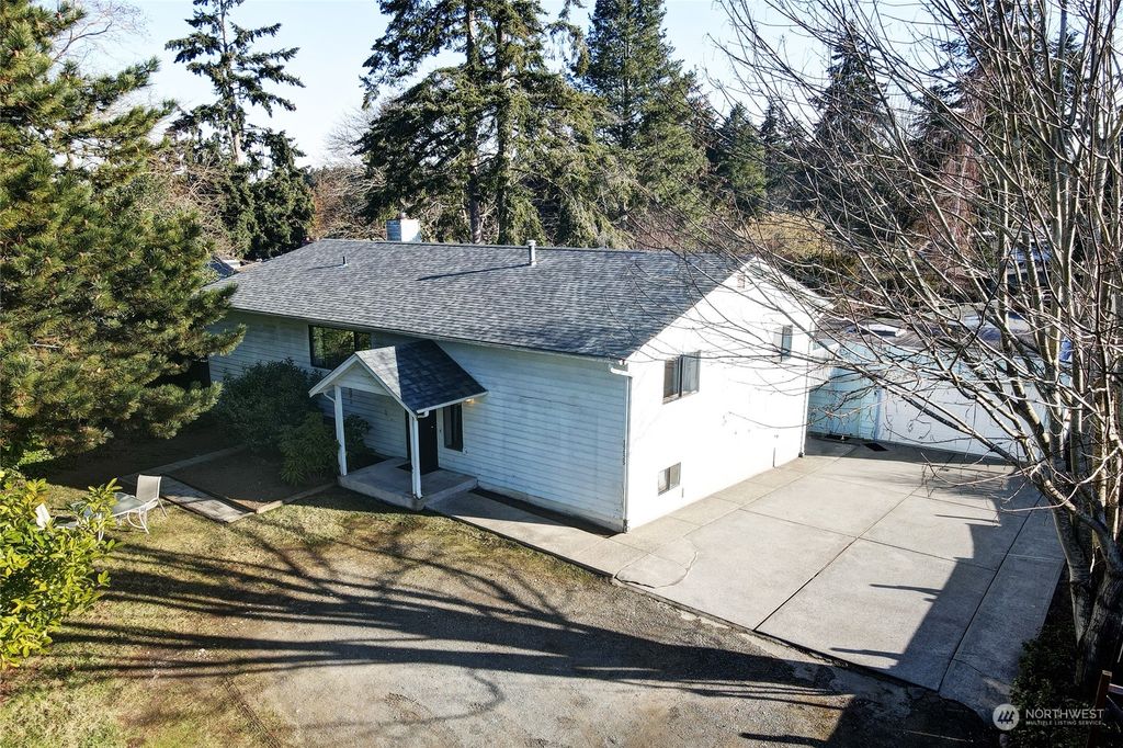 Photo of 19129 80th Avenue W, Edmonds, WA 98026 (MLS # 2027915)