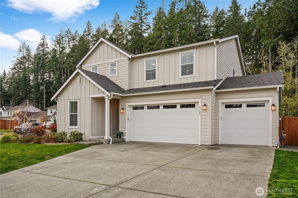 Photo of 6700 Skipper Lane SE, Port Orchard, WA 98267 (MLS # 2459382)