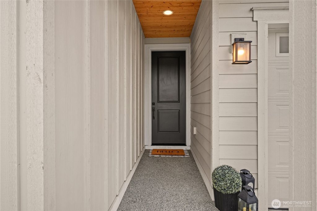 Photo of 6700 Skipper Lane SE, Port Orchard, WA 98267 (MLS # 2459382)