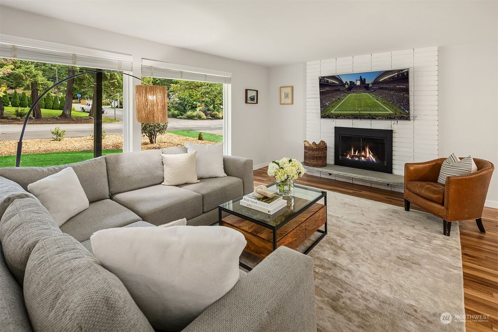 Photo of 18907 37th Avenue NE, Lake Forest Park, WA 98155 (MLS # 2168939)