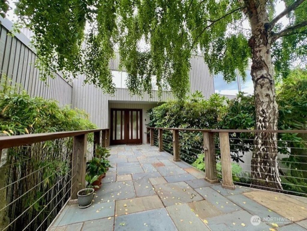 Photo of 5400 42nd Avenue W, Seattle, WA 98199 (MLS # 2400707)