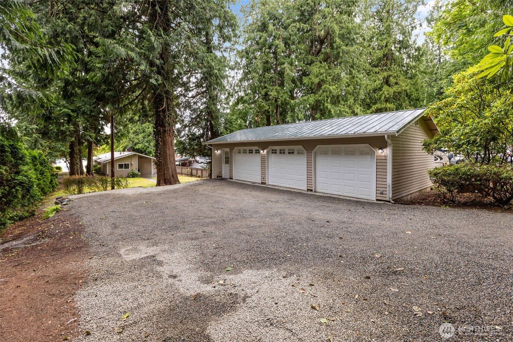 Photo of 31089 E Lake Morton Drive SE, Kent, WA 98042 (MLS # 2396835)