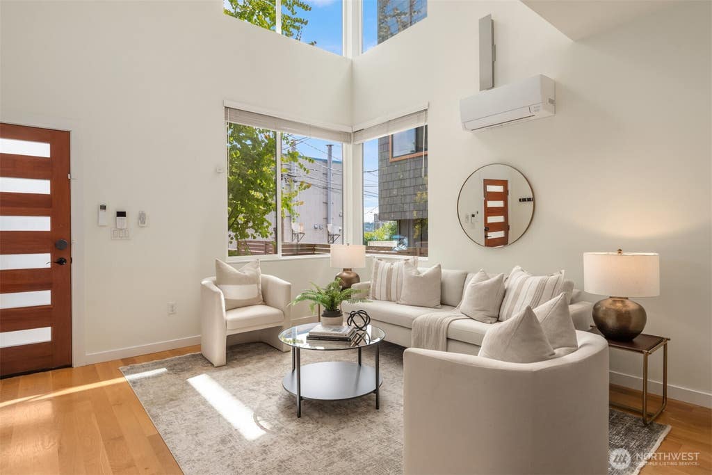 Photo of 3924 Linden Avenue N #E, Seattle, WA 98103 (MLS # 2554556)