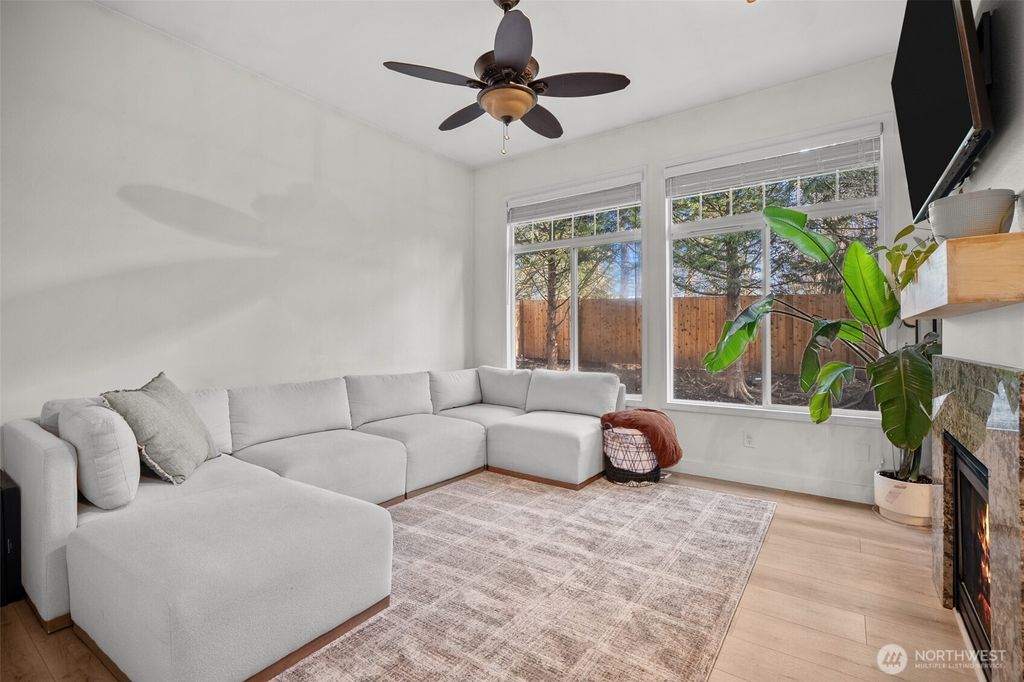 Photo of 31320 122nd Court SE #1304, Auburn, WA 98092 (MLS # 2482247)