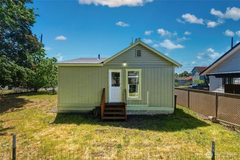 Photo of 220 MCauliff AVE, Walla Walla, WA 99362 (MLS # 2527935)