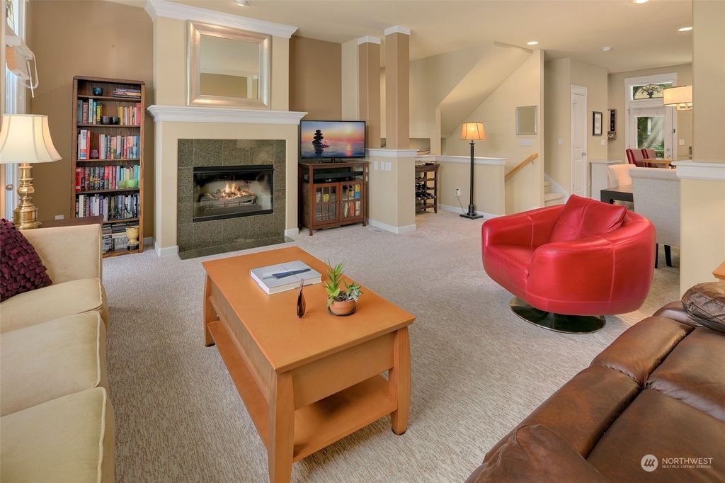 Photo of 6491 SE Cougar Mountain Way #6491, Bellevue, WA 98006 (MLS # 2127045)