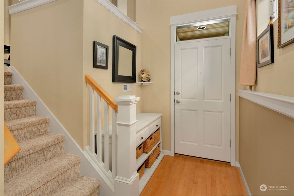 Photo of 6491 SE Cougar Mountain Way #6491, Bellevue, WA 98006 (MLS # 2127045)