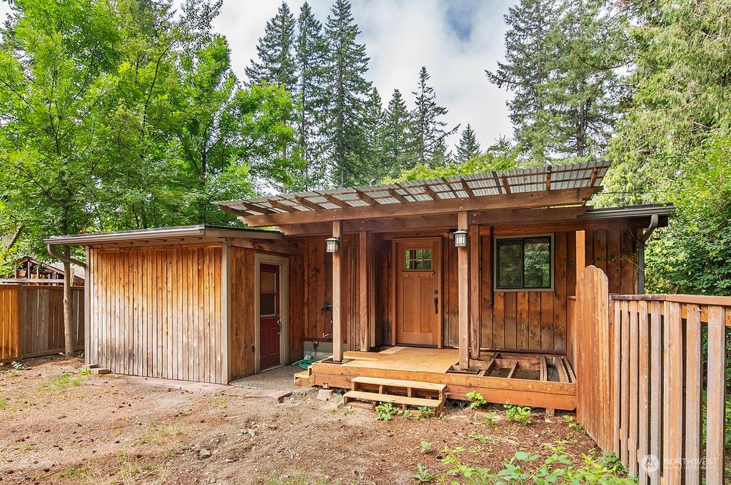 Photo of 14405 445th Avenue SE, North Bend, WA 98045 (MLS # 2143337)