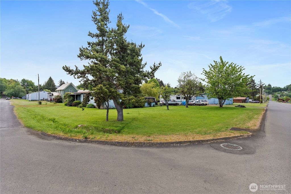 listing image 9366755983225766784
