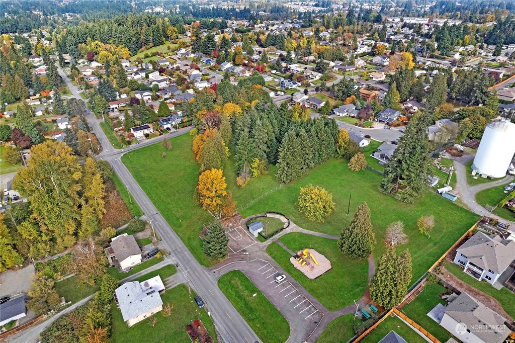 Photo of 508 19th Avenue, Milton, WA 98354 (MLS # 2176042)