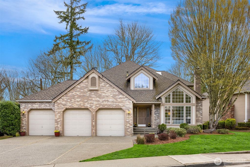 Photo of 4806 192nd Drive NE, Sammamish, WA 98074 (MLS # 2350062)