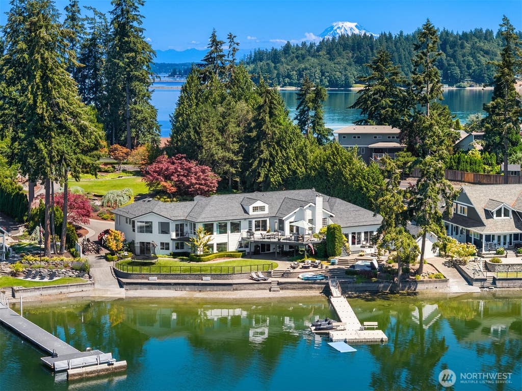 Photo of 2916 Horsehead Bay Drive NW, Gig Harbor, WA 98335 (MLS # 2553151)