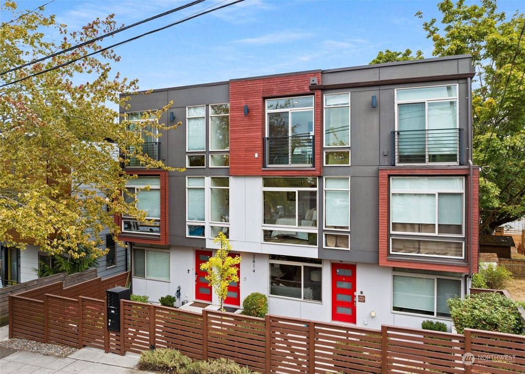 Photo of 2814 E Union Street #B, Seattle, WA 98122 (MLS # 2160941)