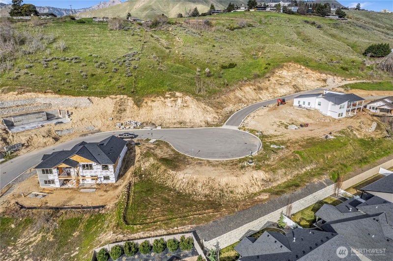 978 Spring Mountain Drive