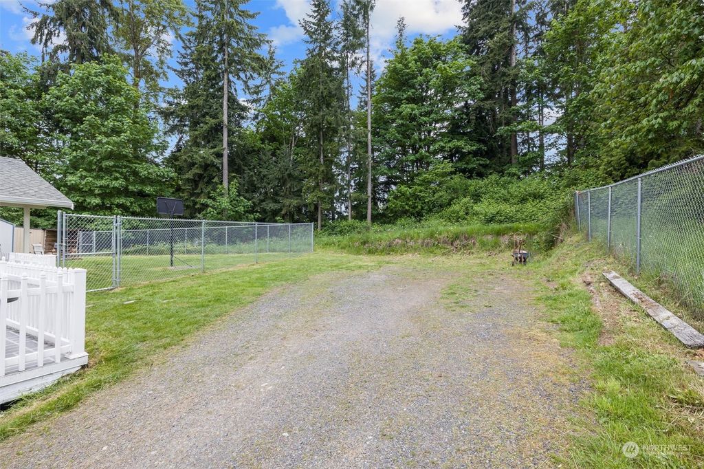 Photo of 13029 48th Drive SE, Everett, WA 98208 (MLS # 2071839)