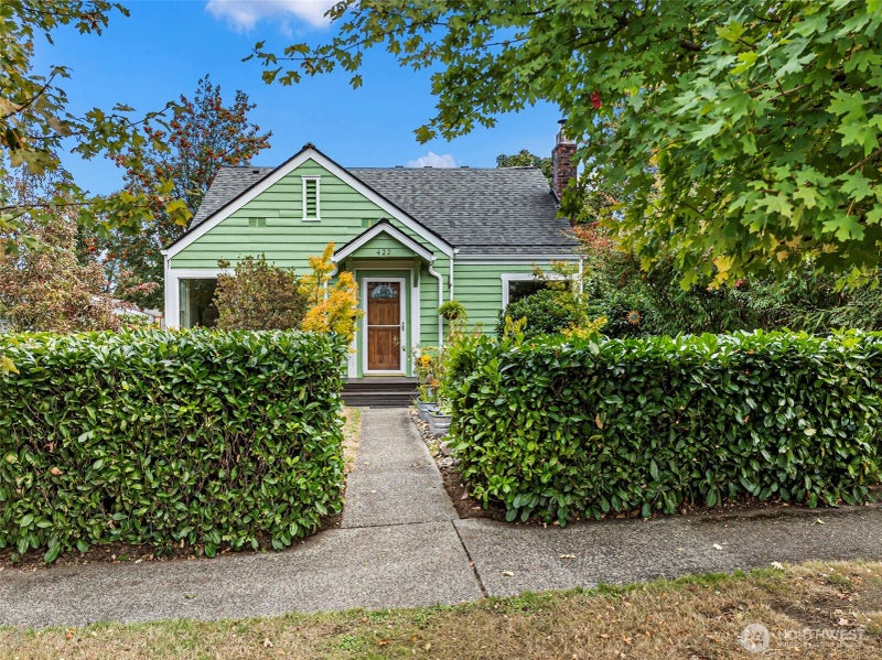 422 Plymouth Street NW