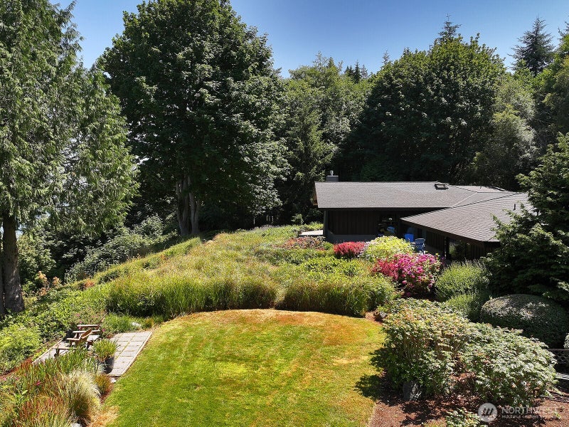 3679 Saratoga Road