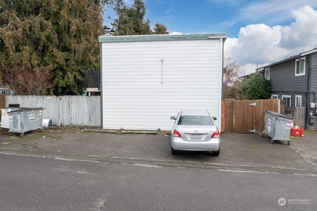 Photo of 3812 Wetmore Avenue, Everett, WA 98201 (MLS # 2028331)