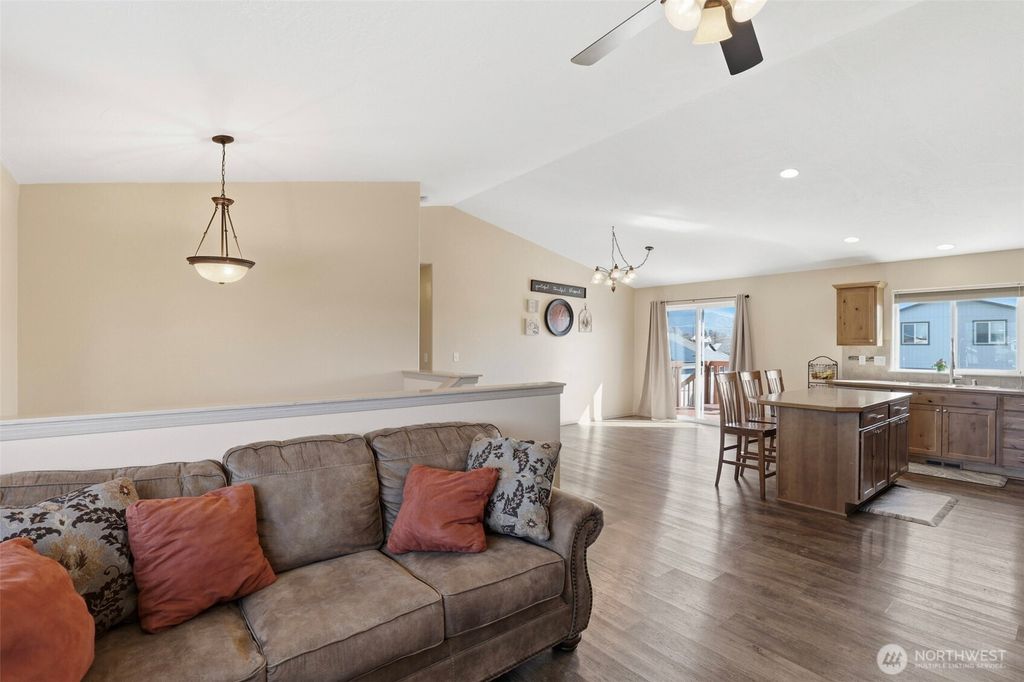 Photo of 16922 E Baldwin Avenue, Spokane, WA 99016 (MLS # 2504746)