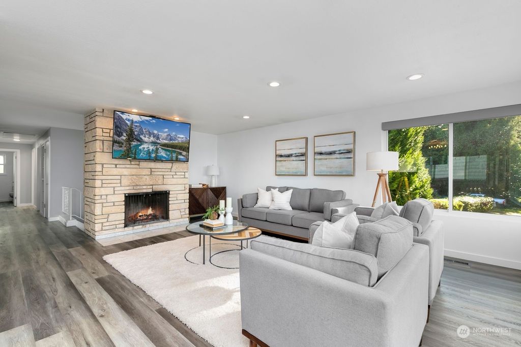 Photo of 2418 SW 144th Place, Burien, WA 98166 (MLS # 2034804)