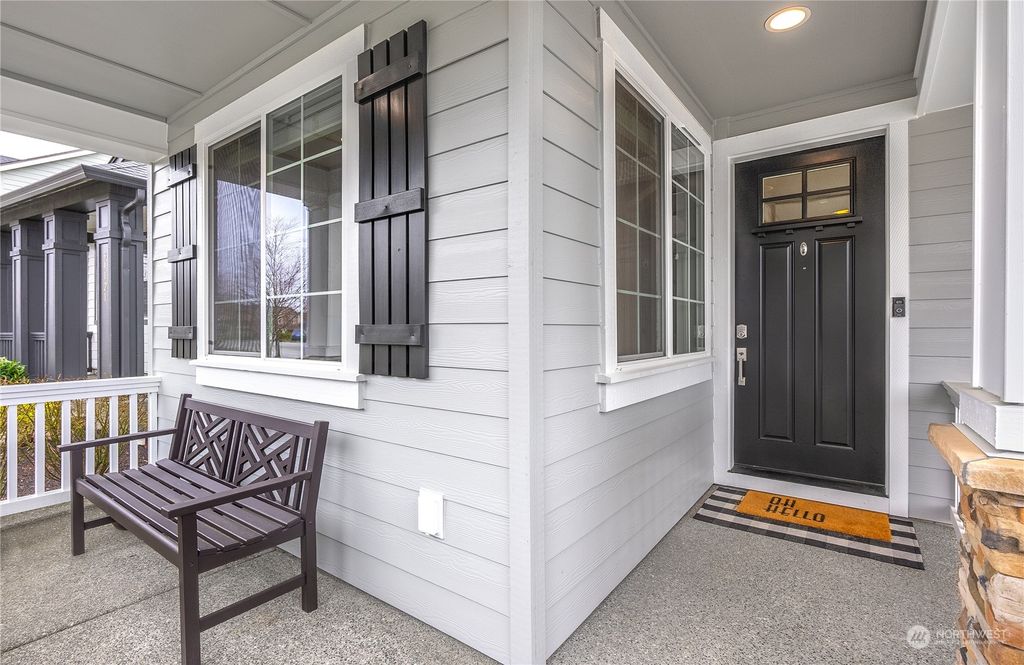 Photo of 34125 SE Ash Street, Snoqualmie, WA 98065 (MLS # 2055326)
