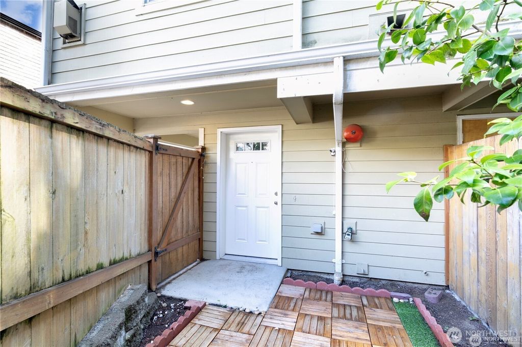 Photo of 12017 32nd Avenue NE #C, Seattle, WA 98125 (MLS # 2354642)