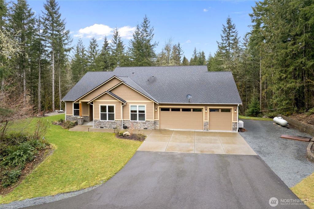Photo of 8922 Pilchuck Tree Farm Road, Granite Falls, WA 98252 (MLS # 2333166)
