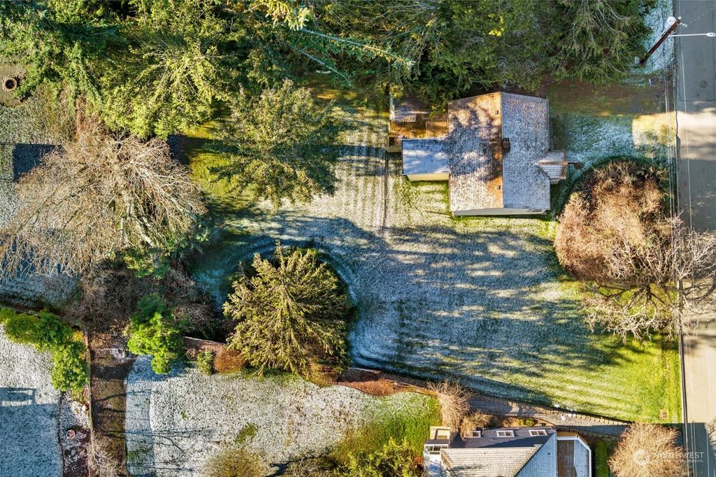 Photo of 3114 Shore Avenue, Everett, WA 98203 (MLS # 2191575)