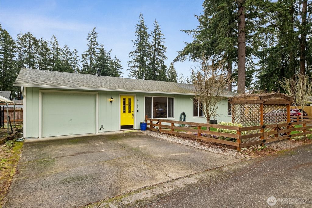 Photo of 19466 SE 266TH Street, Covington, WA 98042 (MLS # 2340245)