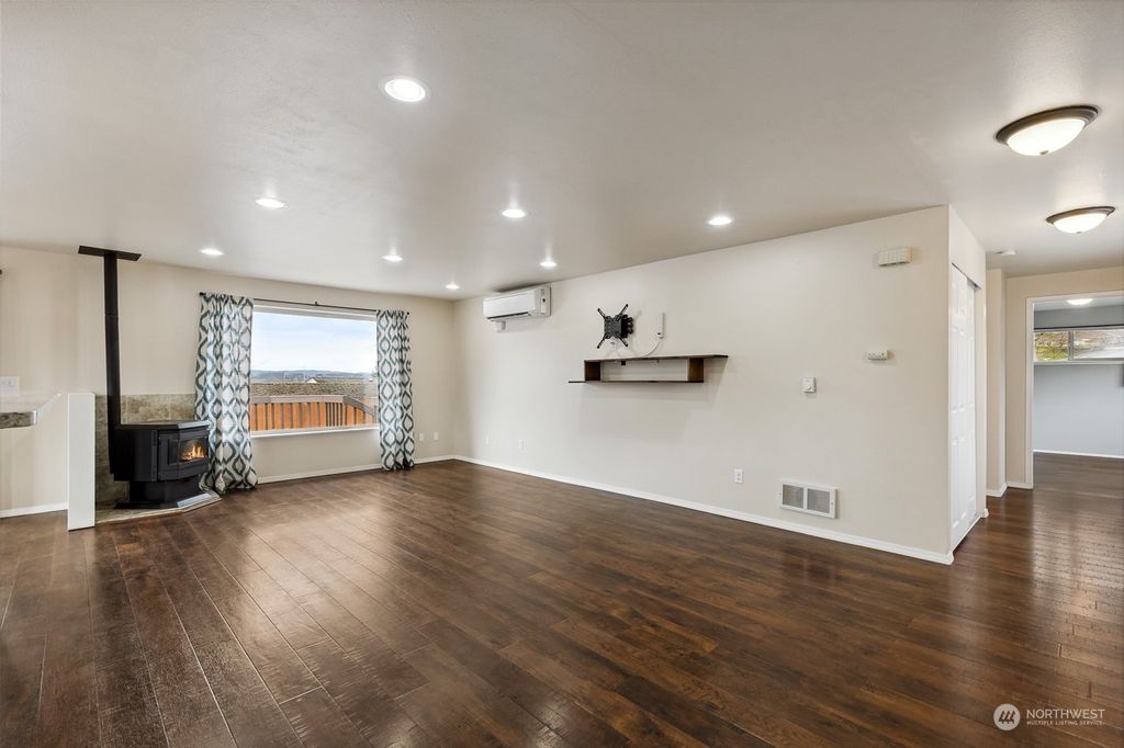 Photo of 8024 Olympic View Place NW, Stanwood, WA 98292 (MLS # 2203382)