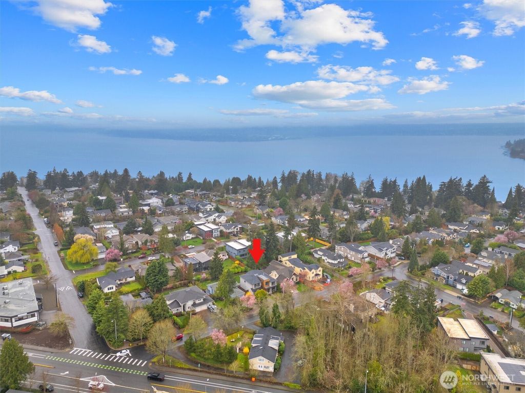 Photo of 619 18th Avenue W, Kirkland, WA 98033 (MLS # 2359821)