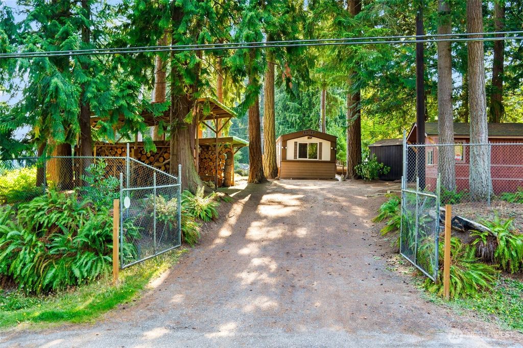 Photo of 2501 Lakewood Road, Arlington, WA 98223 (MLS # 2433306)